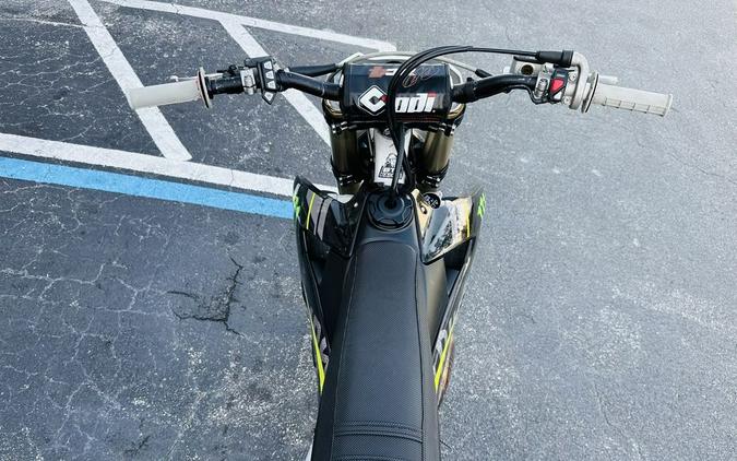 2025 Triumph TF 450-RC Edition Jet Black/Pure White