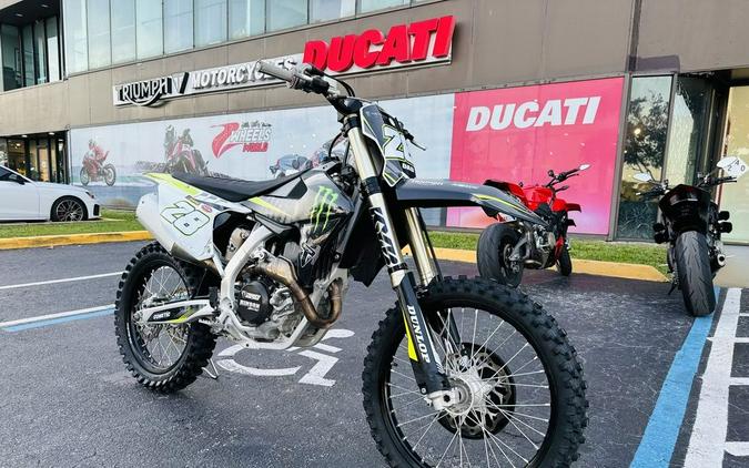 2025 Triumph TF 450-RC Edition Jet Black/Pure White