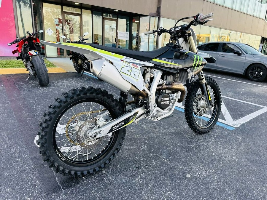 2025 Triumph TF 450-RC Edition Jet Black/Pure White