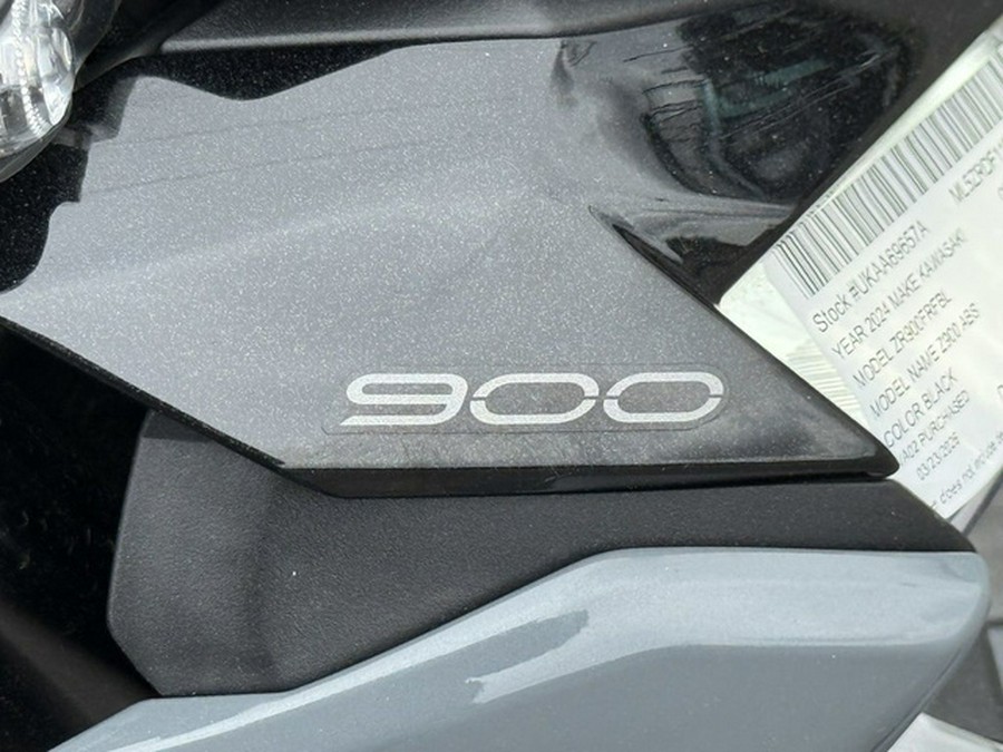 2024 Kawasaki Z900 ABS Candy Persimmon RedEbony