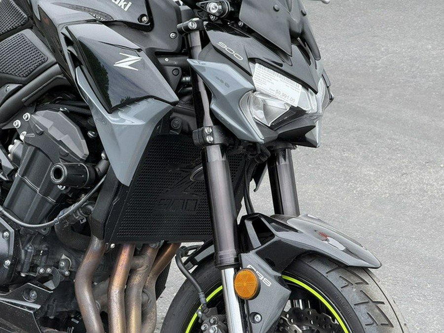 2024 Kawasaki Z900 ABS Candy Persimmon RedEbony