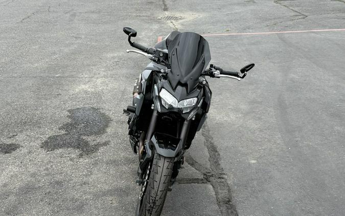 2024 Kawasaki Z900 ABS Candy Persimmon RedEbony