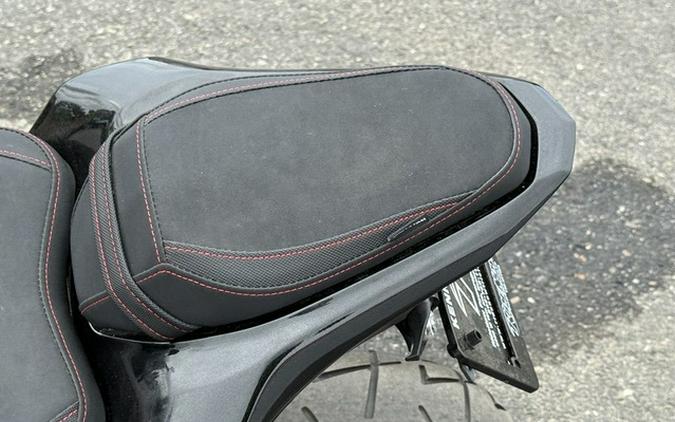 2024 Kawasaki Z900 ABS Candy Persimmon RedEbony