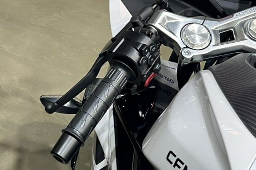 2026 CFMOTO 300SS