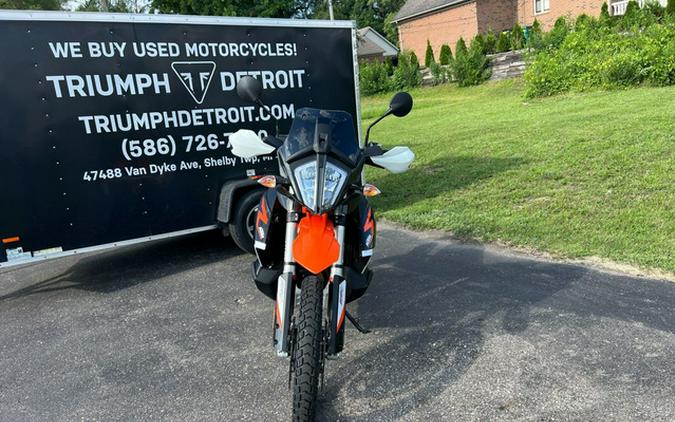 2021 KTM Adventure 890 R