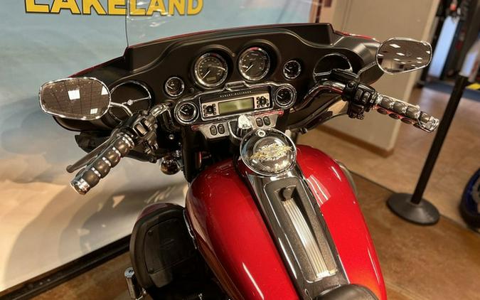 2012 Harley-Davidson FLHTCU - Electra Glide Ultra Classic