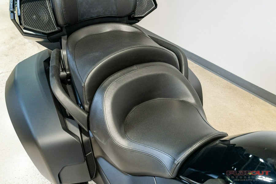 2025 SPYDER F3 LIMITED DARK ED - Can-Am