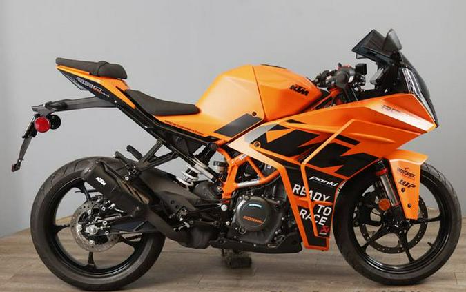 2023 KTM RC 390