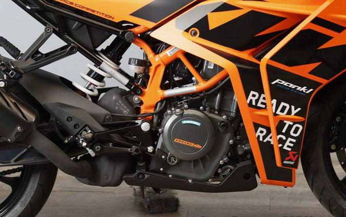 2023 KTM RC 390