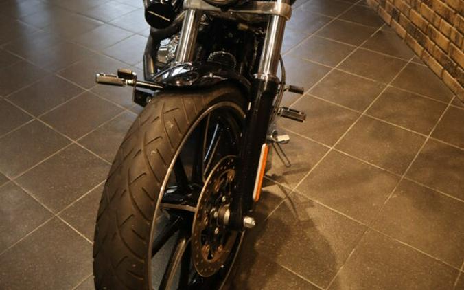 2015 Harley-Davidson Breakout