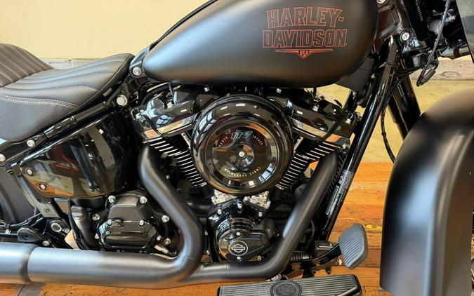 2026 Harley-Davidson® Deadwood™ Black Denim