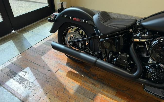 2026 Harley-Davidson® Deadwood™ Black Denim