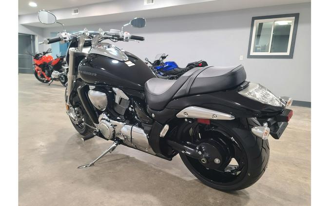 2025 Boulevard M109R - Suzuki