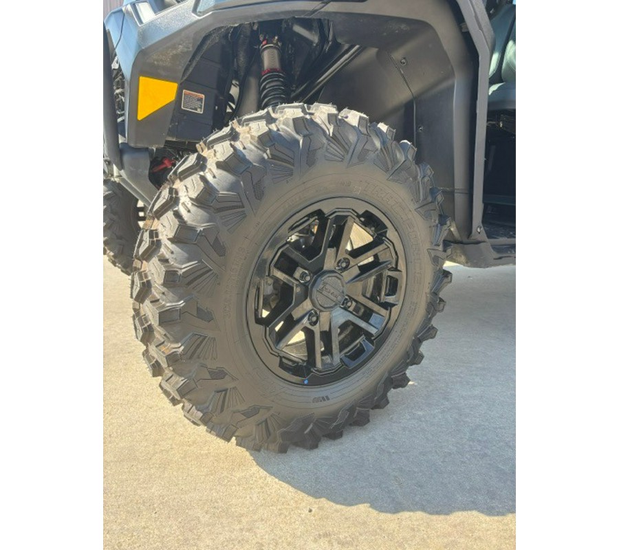 2025 Can-Am Defender MAX Lone Star Cab