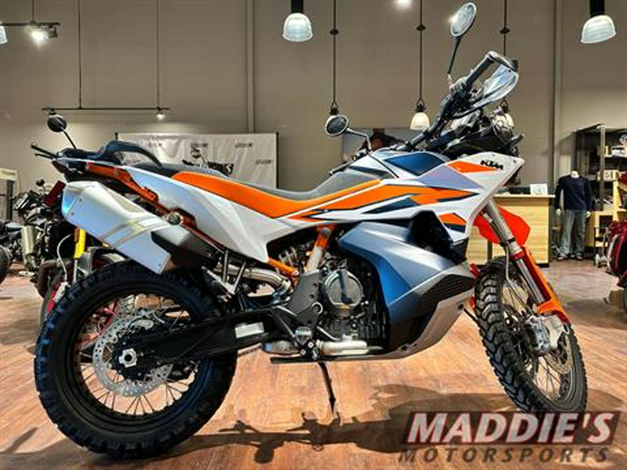 2024 KTM 890 Adventure R