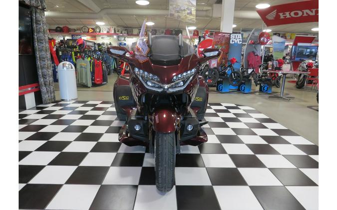 2025 Honda Gold Wing® Tour DCT 50th Anniversary CSC ENCORE