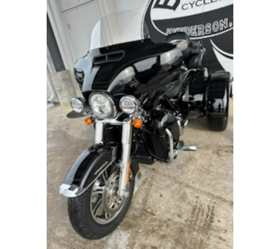 2023 Harley-Davidson® FLHTCUTG - Tri Glide® Ultra