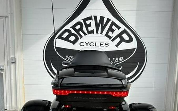 2023 Harley-Davidson® FLHTCUTG - Tri Glide® Ultra