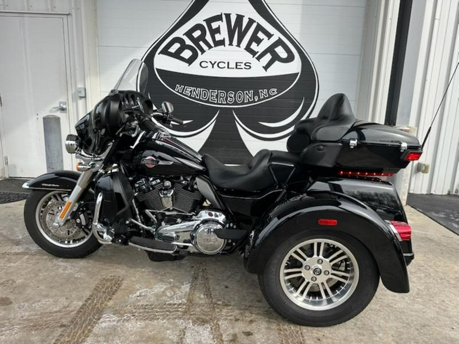 2023 Harley-Davidson® FLHTCUTG - Tri Glide® Ultra