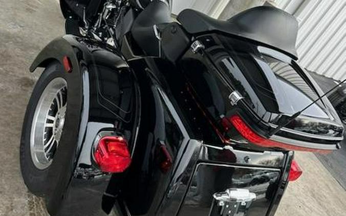 2023 Harley-Davidson® FLHTCUTG - Tri Glide® Ultra