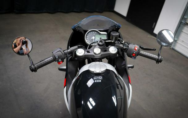 2026 Triumph Thruxton 400 Phantom Black / Aluminium Silver