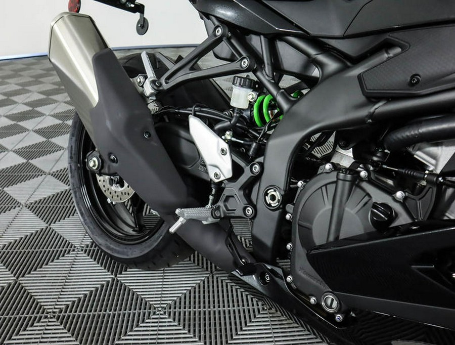 2024 Kawasaki Ninja® ZX™-4RR ABS