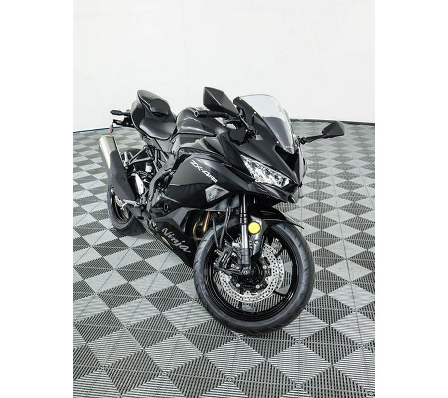 2024 Kawasaki Ninja® ZX™-4RR ABS