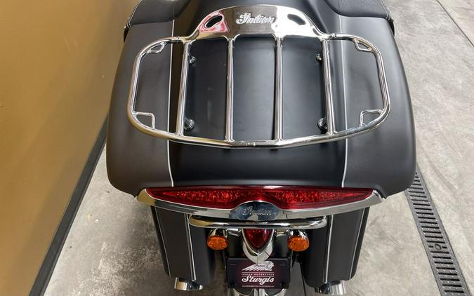 2019 Indian Motorcycle® Roadmaster® Steel Gray Smoke / Thunder Black Smoke