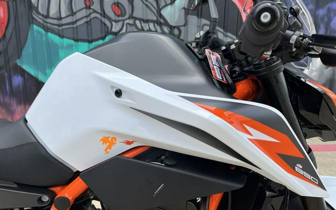 2020 KTM 890 Duke R