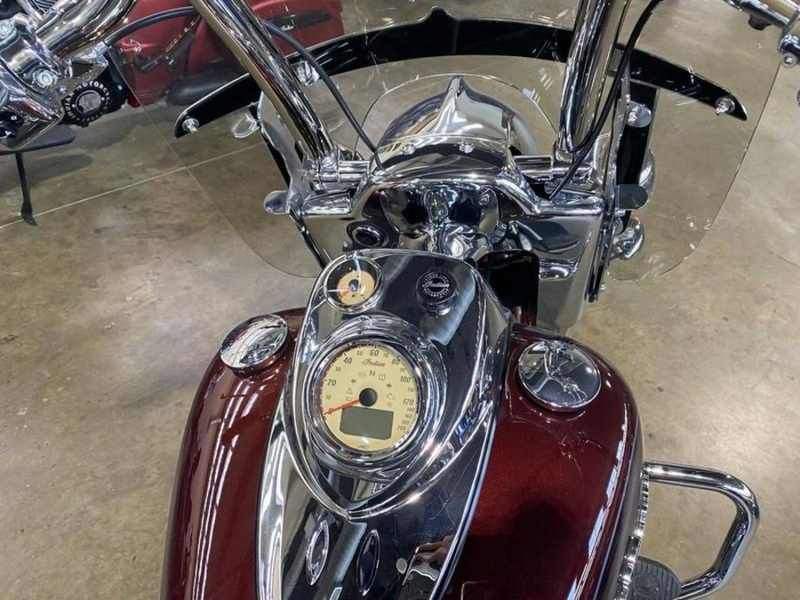 2022 Indian Motorcycle® Springfield® Maroon Metallic/Crimson Metallic