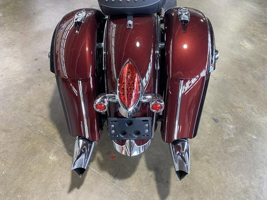 2022 Indian Motorcycle® Springfield® Maroon Metallic/Crimson Metallic