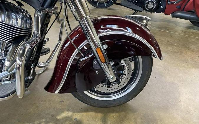 2022 Indian Motorcycle® Springfield® Maroon Metallic/Crimson Metallic