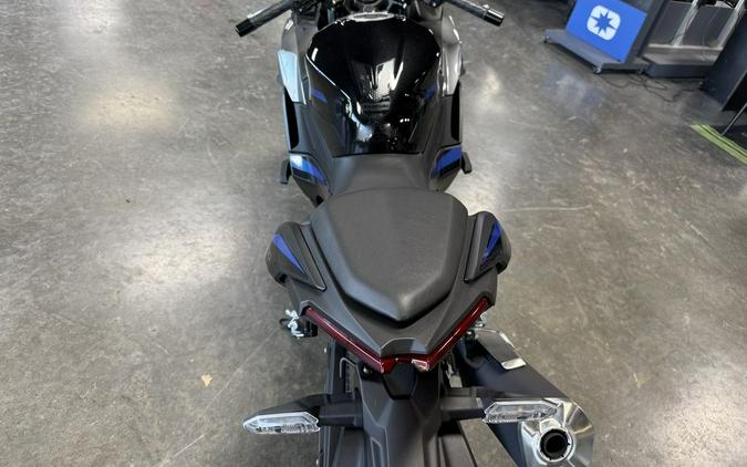 2025 Kawasaki Ninja® 500 SE ABS