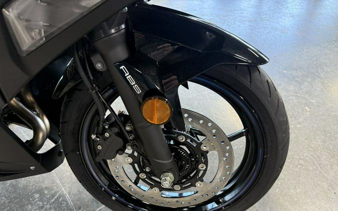 2025 Kawasaki Ninja® 500 SE ABS