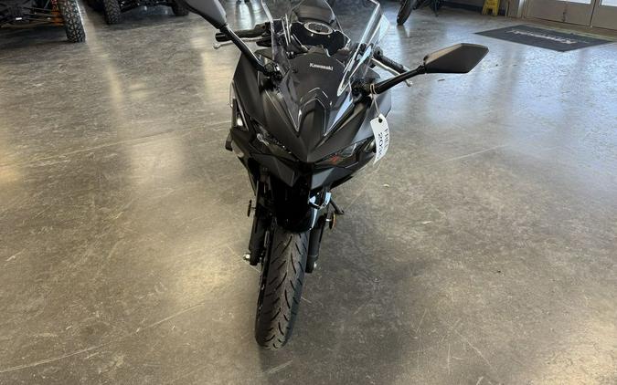 2025 Kawasaki Ninja® 500 SE ABS
