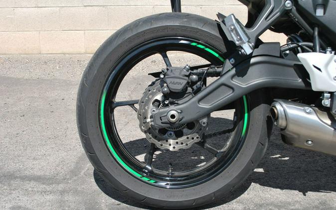 2023 Kawasaki Ninja 650 Metallic Matte Graphenesteel GrayEbony