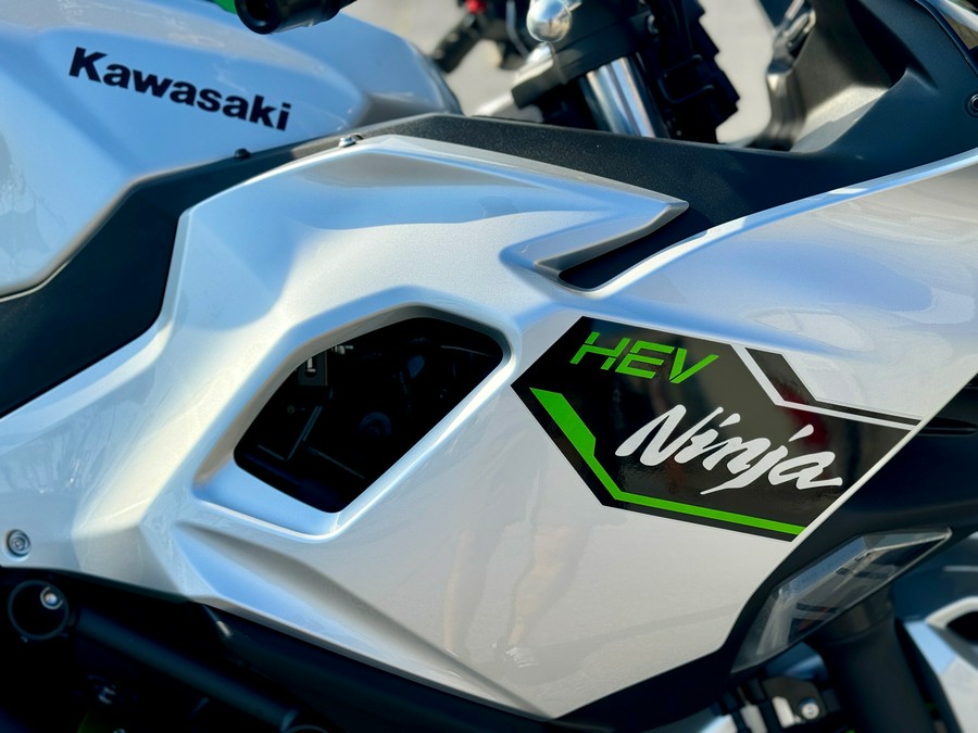 2024 Kawasaki Ninja 7 Hybrid ABS