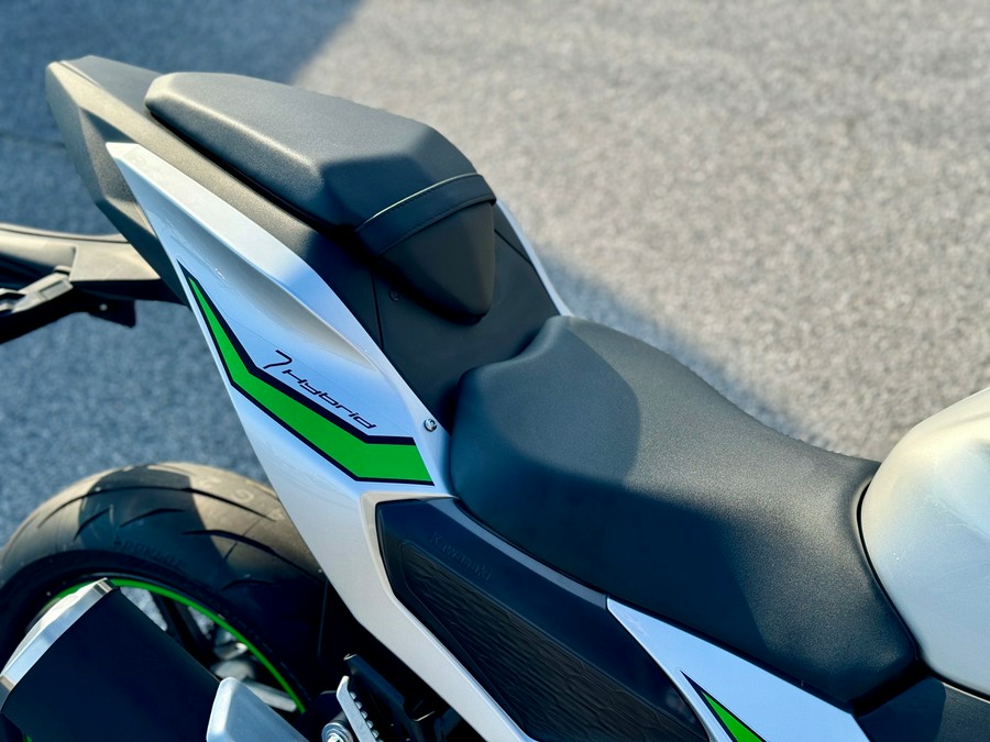 2024 Kawasaki Ninja 7 Hybrid ABS