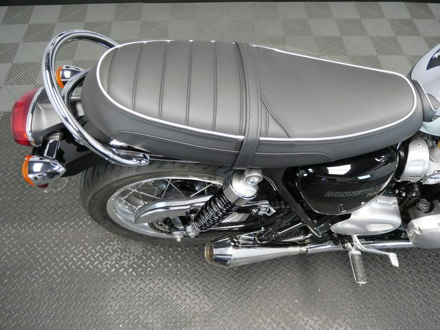 2023 Triumph Bonneville T120 Chrome Edition