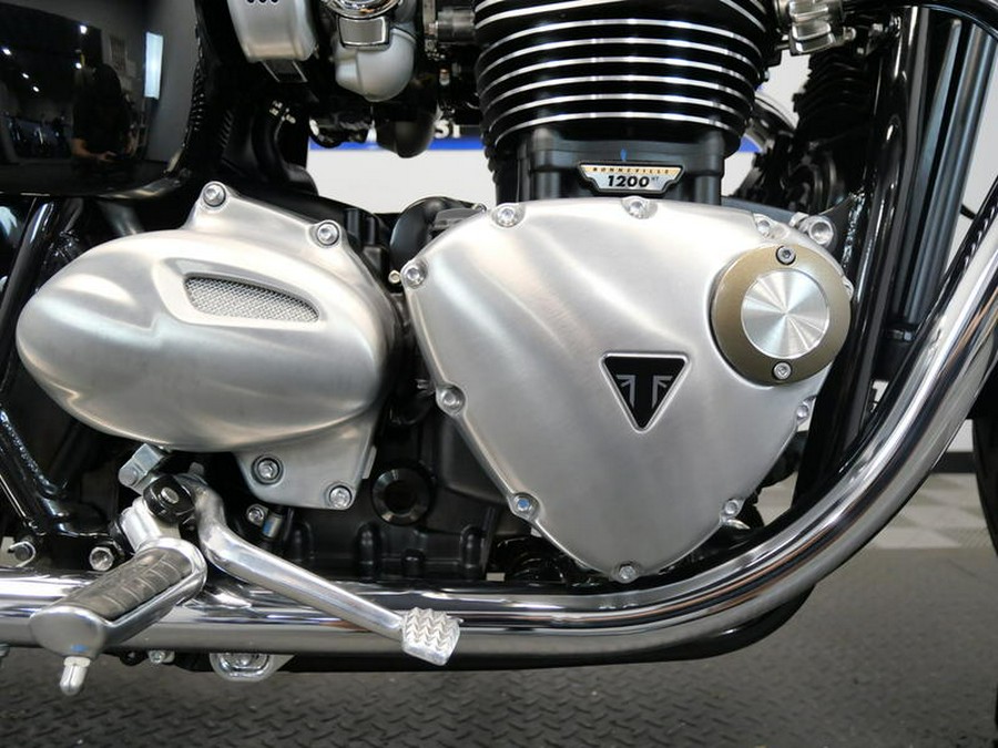 2023 Triumph Bonneville T120 Chrome Edition