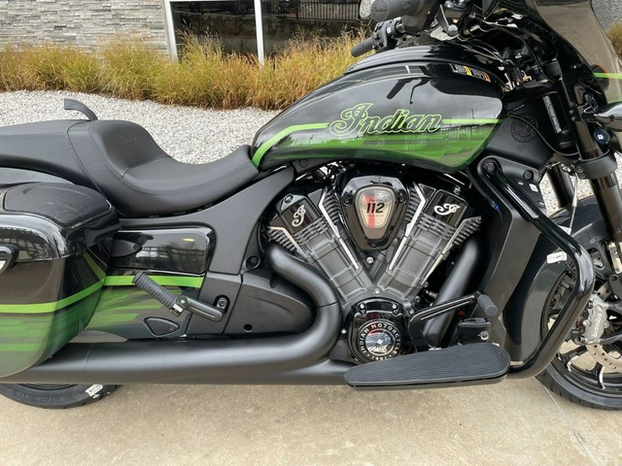 2026 Indian Chieftain Powerplus Dark Horse Signature Series Abyss Metallic / Cypher Gr
