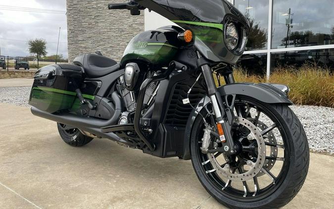 2026 Indian Chieftain Powerplus Dark Horse Signature Series Abyss Metallic / Cypher Gr