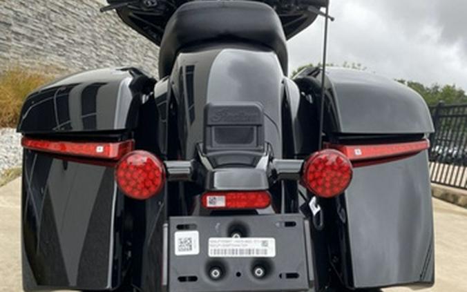 2026 Indian Chieftain Powerplus Dark Horse Signature Series Abyss Metallic / Cypher Gr
