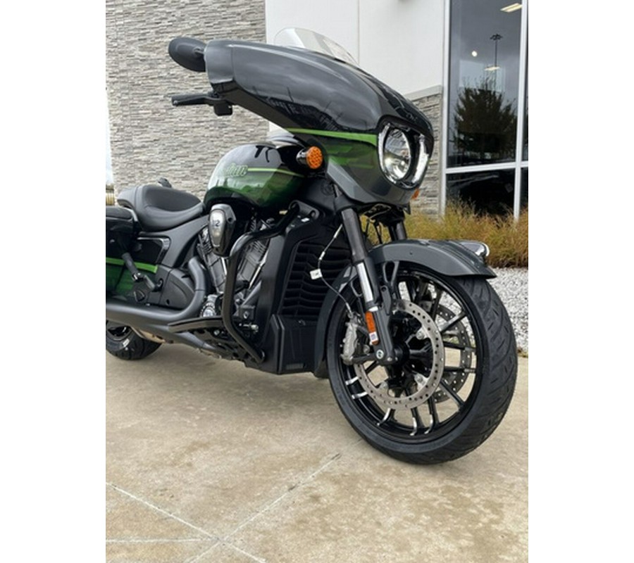 2026 Indian Chieftain Powerplus Dark Horse Signature Series Abyss Metallic / Cypher Gr