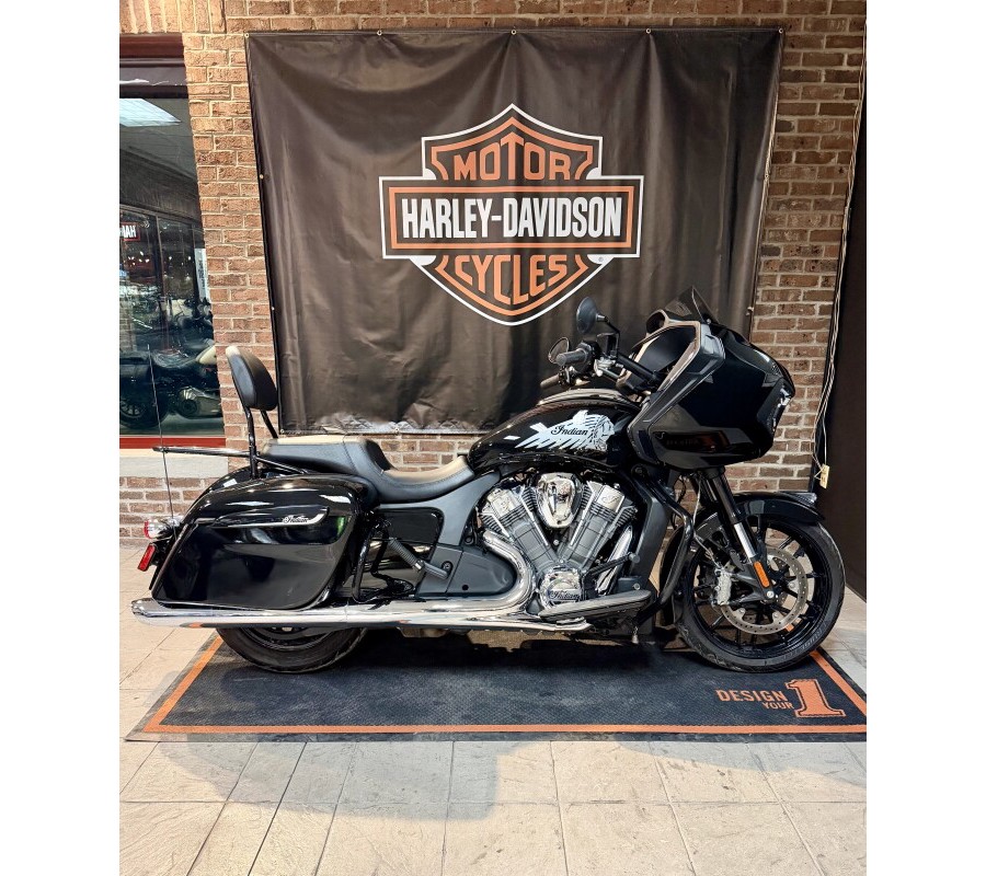 2024 Indian Motorcycle Challenger Dark Horse