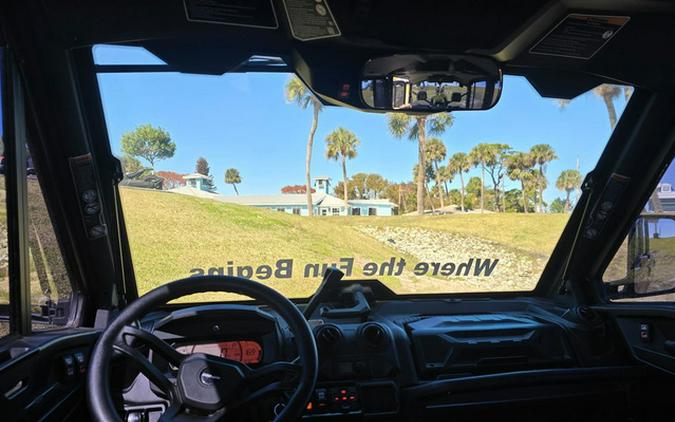 2024 Can-Am Defender MAX Limited HD10