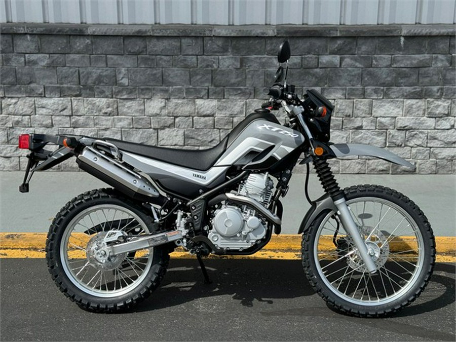 2025 Yamaha XT250