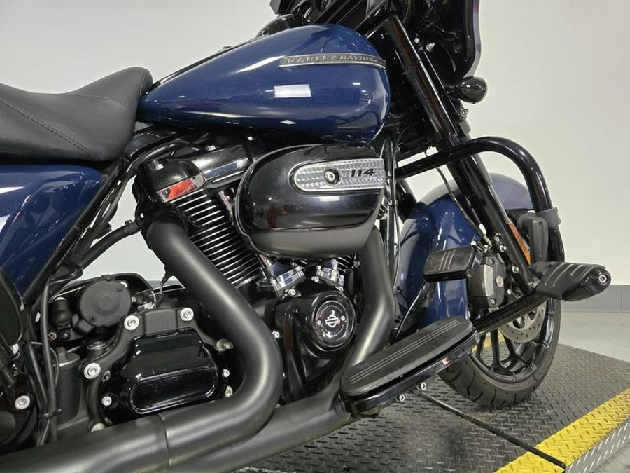 2019 Harley-Davidson® FLHXS - Street Glide® Special