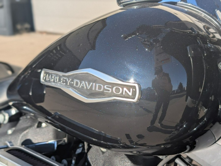 2020 Harley-Davidson Sport Glide Midnight Blue
