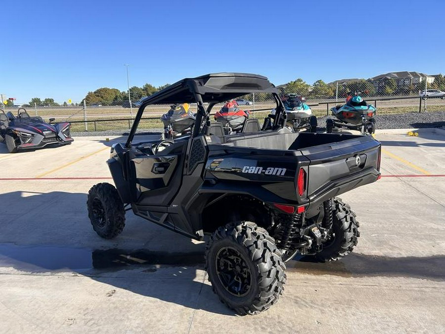 2026 Can-Am® Commander XT 700